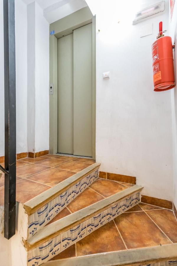 Travel Habitat Plaza De La Virgen Apartment Valencia Luaran gambar