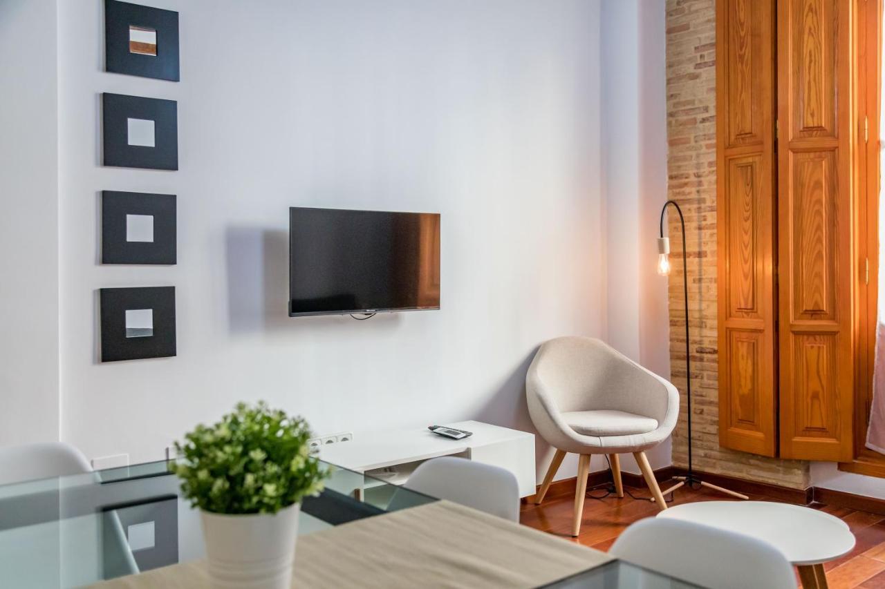 Travel Habitat Plaza De La Virgen Apartment Valencia Luaran gambar